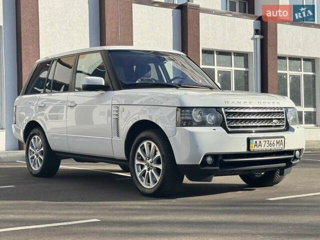 Белый Ленд Ровер Рендж Ровер, объемом двигателя 4.37 л и пробегом 177 тыс. км за 22500 $, фото 2 на Automoto.ua