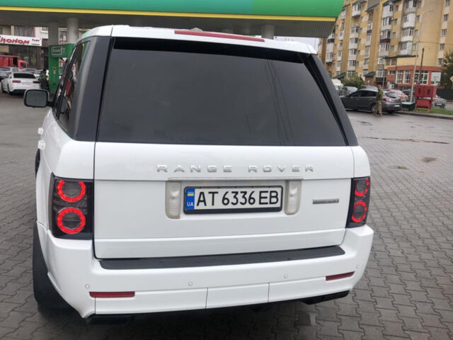 Білий Ленд Ровер Рендж Ровер, об'ємом двигуна 5 л та пробігом 130 тис. км за 23900 $, фото 9 на Automoto.ua