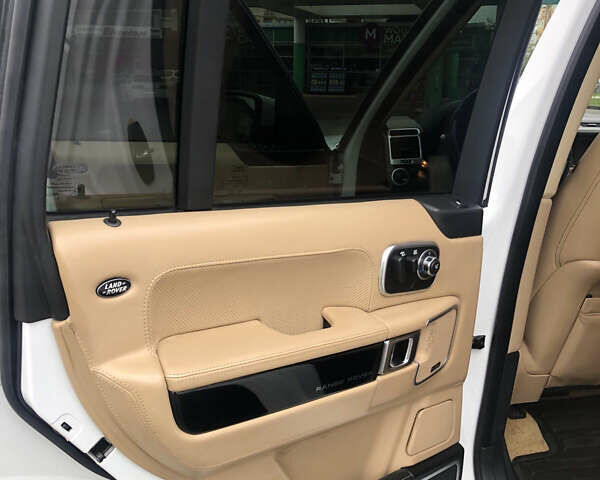 Ленд Ровер Рендж Ровер 2012 в Коломые на Automoto.ua Белый Ленд Ровер Рендж Ровер, объемом двигателя 5 л и пробегом 130 тыс. км за 26500 $, фото 20 на Automoto.ua