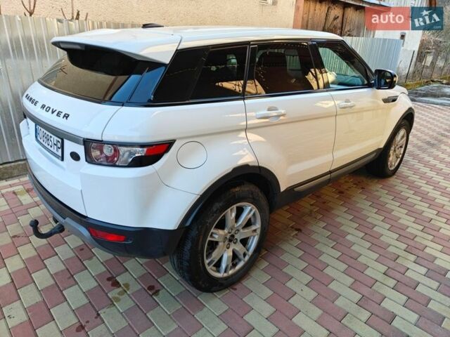Білий Ленд Ровер Рендж Ровер, об'ємом двигуна 2.18 л та пробігом 264 тис. км за 15500 $, фото 3 на Automoto.ua