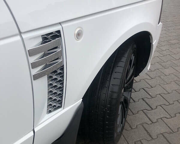 Ленд Ровер Рендж Ровер 2012 в Коломые на Automoto.ua Белый Ленд Ровер Рендж Ровер, объемом двигателя 5 л и пробегом 130 тыс. км за 26500 $, фото 15 на Automoto.ua