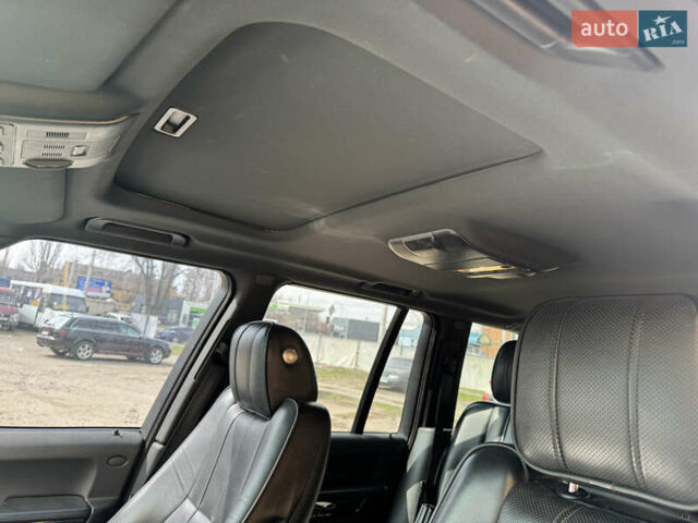 Белый Ленд Ровер Рендж Ровер, объемом двигателя 4.37 л и пробегом 178 тыс. км за 26500 $, фото 6 на Automoto.ua