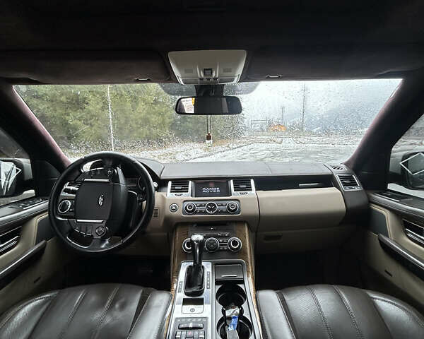 Белый Ленд Ровер Рендж Ровер, объемом двигателя 2.99 л и пробегом 270 тыс. км за 19500 $, фото 10 на Automoto.ua