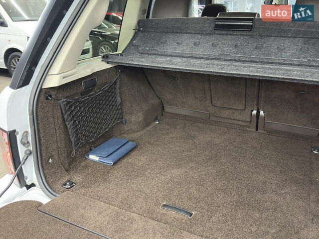 Білий Ленд Ровер Рендж Ровер, об'ємом двигуна 4.37 л та пробігом 126 тис. км за 29000 $, фото 22 на Automoto.ua