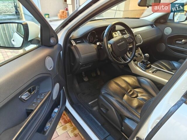 Білий Ленд Ровер Рендж Ровер, об'ємом двигуна 2.18 л та пробігом 264 тис. км за 15500 $, фото 8 на Automoto.ua