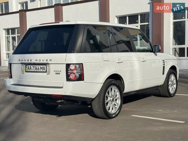 Белый Ленд Ровер Рендж Ровер, объемом двигателя 4.37 л и пробегом 177 тыс. км за 22500 $, фото 4 на Automoto.ua