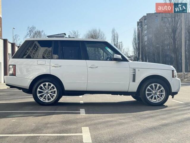 Белый Ленд Ровер Рендж Ровер, объемом двигателя 4.37 л и пробегом 177 тыс. км за 22500 $, фото 3 на Automoto.ua