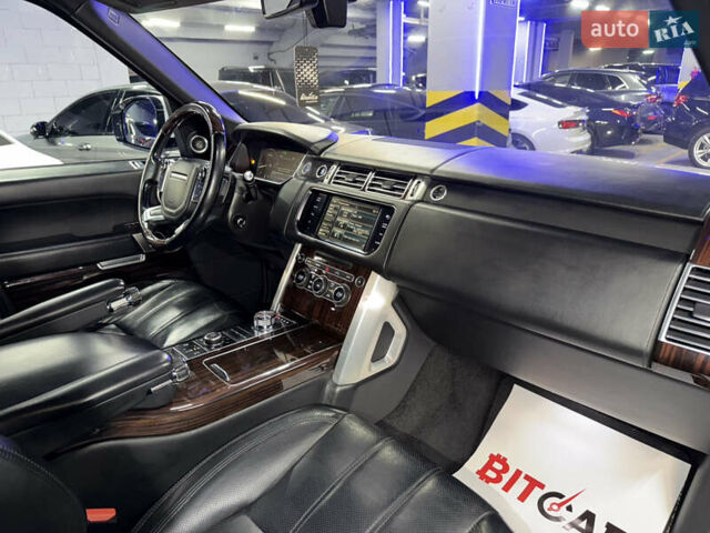 Белый Ленд Ровер Рендж Ровер, объемом двигателя 4.37 л и пробегом 240 тыс. км за 31000 $, фото 38 на Automoto.ua