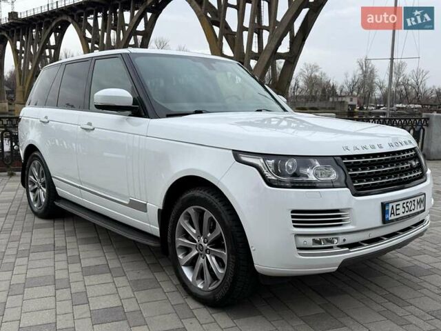 Ленд Ровер Рендж Ровер 2013 в Днепре (Днепропетровске) на Automoto.ua Белый Ленд Ровер Рендж Ровер, объемом двигателя 4.4 л и пробегом 128 тыс. км за 40000 $, фото 2 на Automoto.ua