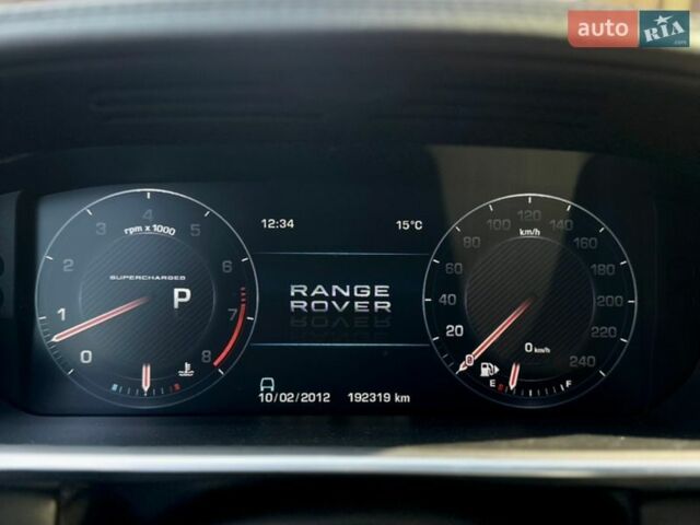 Білий Ленд Ровер Рендж Ровер, об'ємом двигуна 5 л та пробігом 190 тис. км за 29000 $, фото 9 на Automoto.ua