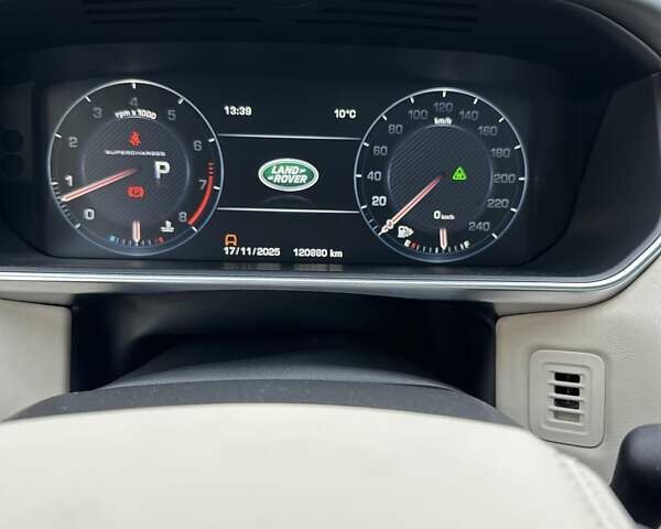 Белый Ленд Ровер Рендж Ровер, объемом двигателя 5 л и пробегом 121 тыс. км за 34500 $, фото 38 на Automoto.ua