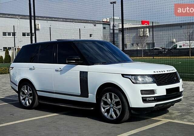 Белый Ленд Ровер Рендж Ровер, объемом двигателя 5 л и пробегом 198 тыс. км за 28500 $, фото 8 на Automoto.ua