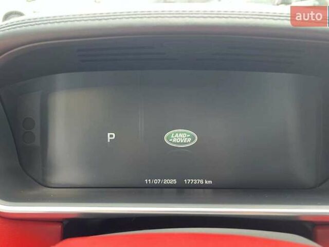 Белый Ленд Ровер Рендж Ровер, объемом двигателя 4.37 л и пробегом 175 тыс. км за 35000 $, фото 12 на Automoto.ua