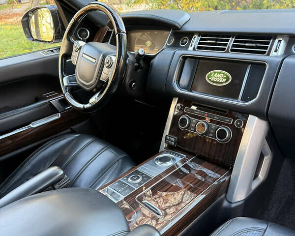 Белый Ленд Ровер Рендж Ровер, объемом двигателя 3 л и пробегом 211 тыс. км за 29200 $, фото 23 на Automoto.ua