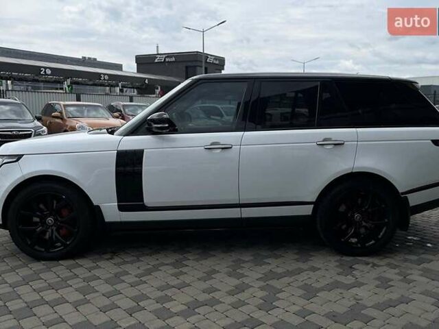Белый Ленд Ровер Рендж Ровер, объемом двигателя 4.37 л и пробегом 175 тыс. км за 35000 $, фото 1 на Automoto.ua