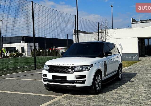 Белый Ленд Ровер Рендж Ровер, объемом двигателя 5 л и пробегом 198 тыс. км за 28500 $, фото 4 на Automoto.ua