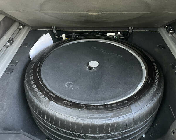 Белый Ленд Ровер Рендж Ровер, объемом двигателя 4.37 л и пробегом 91 тыс. км за 49000 $, фото 27 на Automoto.ua