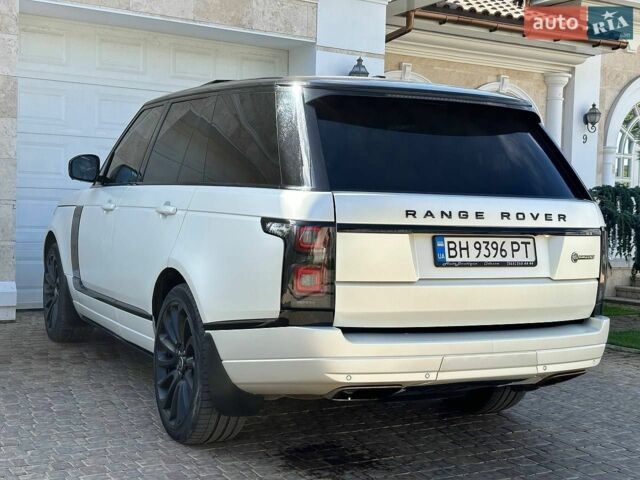 Білий Ленд Ровер Рендж Ровер, об'ємом двигуна 5 л та пробігом 254 тис. км за 31000 $, фото 52 на Automoto.ua