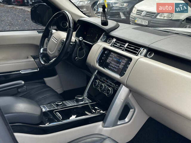 Белый Ленд Ровер Рендж Ровер, объемом двигателя 4.37 л и пробегом 180 тыс. км за 32000 $, фото 17 на Automoto.ua