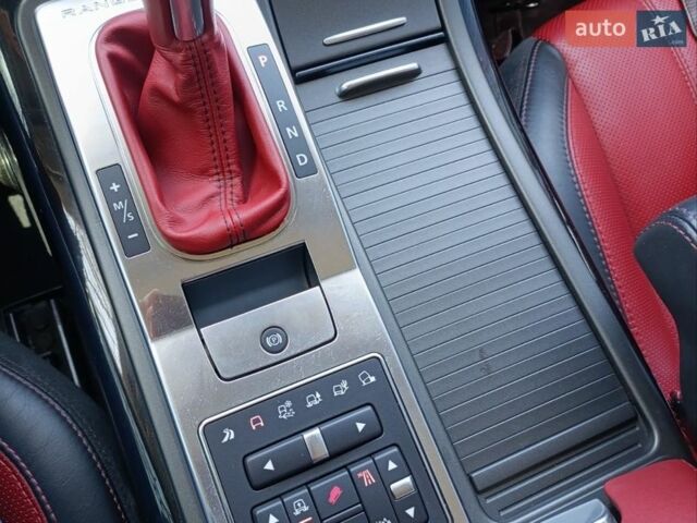 Білий Ленд Ровер Рендж Ровер, об'ємом двигуна 2.99 л та пробігом 180 тис. км за 25000 $, фото 22 на Automoto.ua