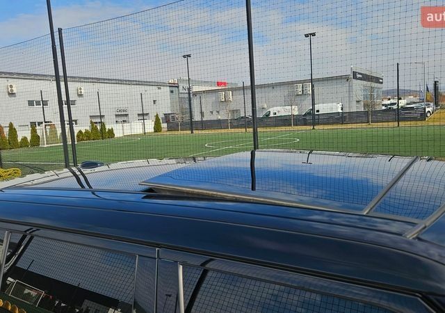 Белый Ленд Ровер Рендж Ровер, объемом двигателя 5 л и пробегом 198 тыс. км за 28500 $, фото 34 на Automoto.ua