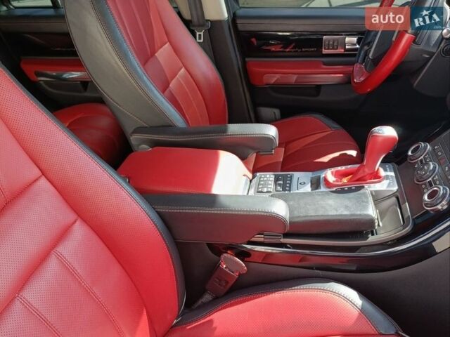 Білий Ленд Ровер Рендж Ровер, об'ємом двигуна 2.99 л та пробігом 180 тис. км за 25000 $, фото 12 на Automoto.ua