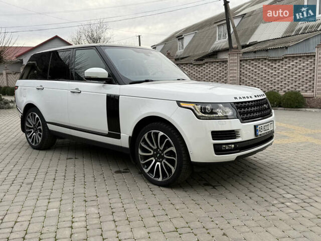 Білий Ленд Ровер Рендж Ровер, об'ємом двигуна 4.4 л та пробігом 130 тис. км за 38500 $, фото 2 на Automoto.ua