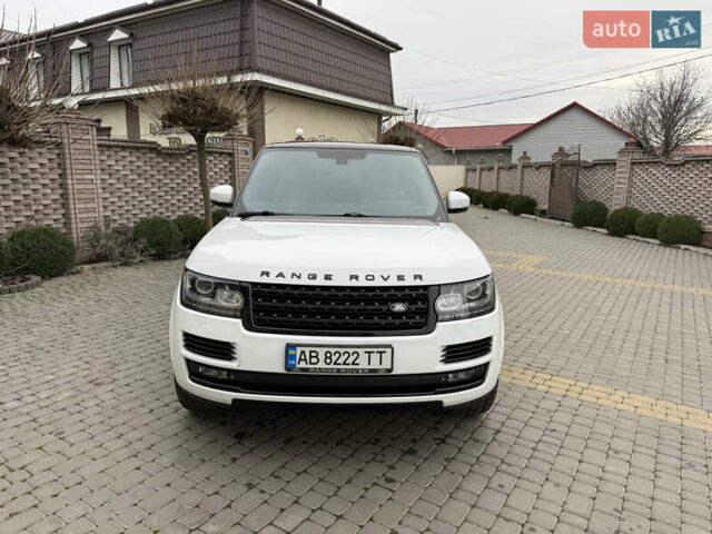 Білий Ленд Ровер Рендж Ровер, об'ємом двигуна 4.4 л та пробігом 130 тис. км за 38500 $, фото 11 на Automoto.ua