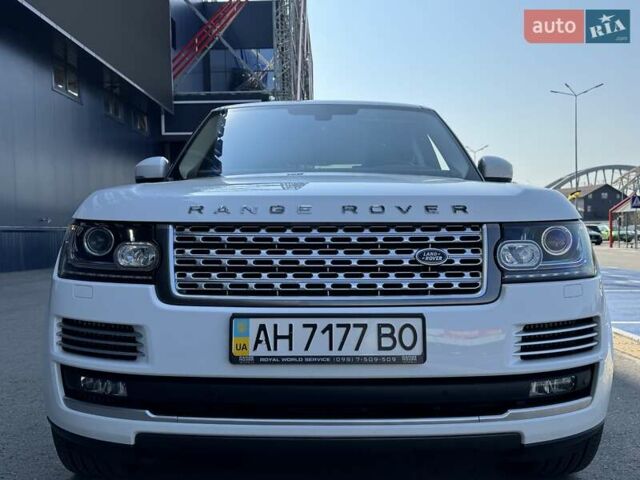Білий Ленд Ровер Рендж Ровер, об'ємом двигуна 4.37 л та пробігом 58 тис. км за 55000 $, фото 16 на Automoto.ua