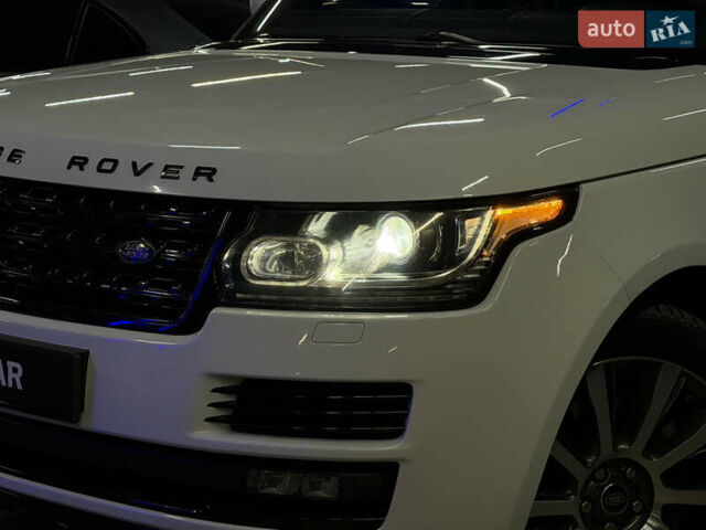 Белый Ленд Ровер Рендж Ровер, объемом двигателя 4.37 л и пробегом 240 тыс. км за 31000 $, фото 10 на Automoto.ua
