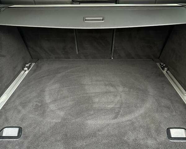 Белый Ленд Ровер Рендж Ровер, объемом двигателя 5 л и пробегом 121 тыс. км за 34500 $, фото 23 на Automoto.ua