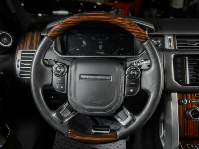 Білий Ленд Ровер Рендж Ровер, об'ємом двигуна 5 л та пробігом 136 тис. км за 59900 $, фото 19 на Automoto.ua
