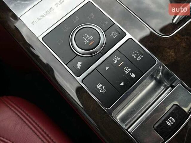 Белый Ленд Ровер Рендж Ровер, объемом двигателя 4.37 л и пробегом 175 тыс. км за 35000 $, фото 23 на Automoto.ua