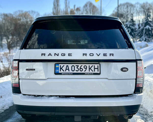 Белый Ленд Ровер Рендж Ровер, объемом двигателя 5 л и пробегом 190 тыс. км за 29000 $, фото 4 на Automoto.ua