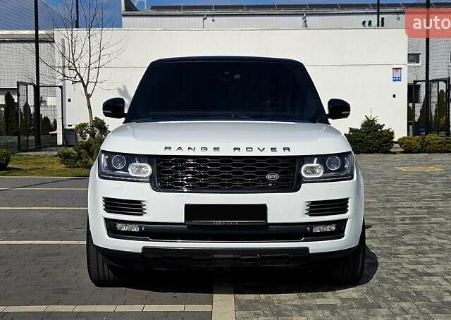 Белый Ленд Ровер Рендж Ровер, объемом двигателя 5 л и пробегом 198 тыс. км за 28500 $, фото 3 на Automoto.ua