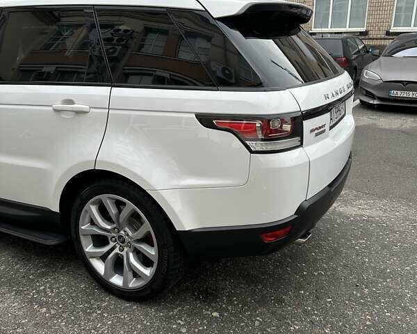 Белый Ленд Ровер Рендж Ровер, объемом двигателя 5 л и пробегом 121 тыс. км за 34500 $, фото 5 на Automoto.ua