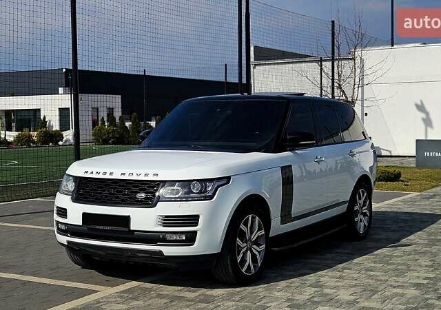 Белый Ленд Ровер Рендж Ровер, объемом двигателя 5 л и пробегом 198 тыс. км за 28500 $, фото 23 на Automoto.ua