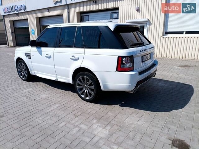 Білий Ленд Ровер Рендж Ровер, об'ємом двигуна 2.99 л та пробігом 180 тис. км за 25000 $, фото 2 на Automoto.ua