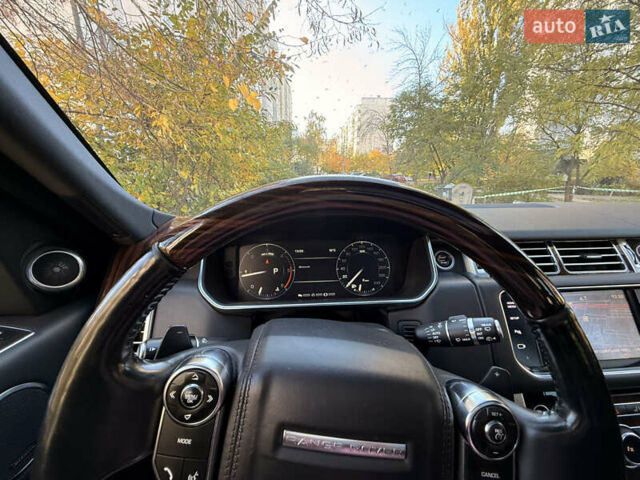 Білий Ленд Ровер Рендж Ровер, об'ємом двигуна 3 л та пробігом 212 тис. км за 28000 $, фото 24 на Automoto.ua