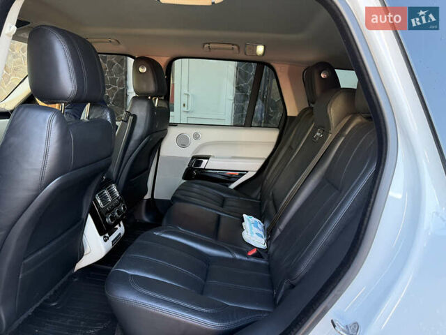 Белый Ленд Ровер Рендж Ровер, объемом двигателя 4.4 л и пробегом 182 тыс. км за 35999 $, фото 25 на Automoto.ua