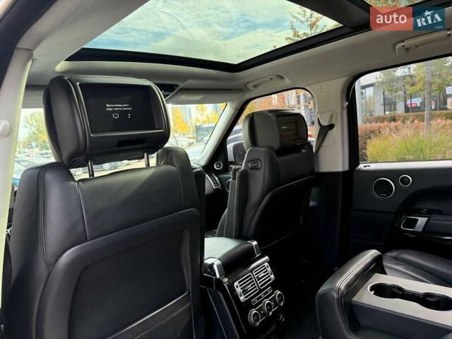 Білий Ленд Ровер Рендж Ровер, об'ємом двигуна 4.37 л та пробігом 180 тис. км за 29990 $, фото 7 на Automoto.ua