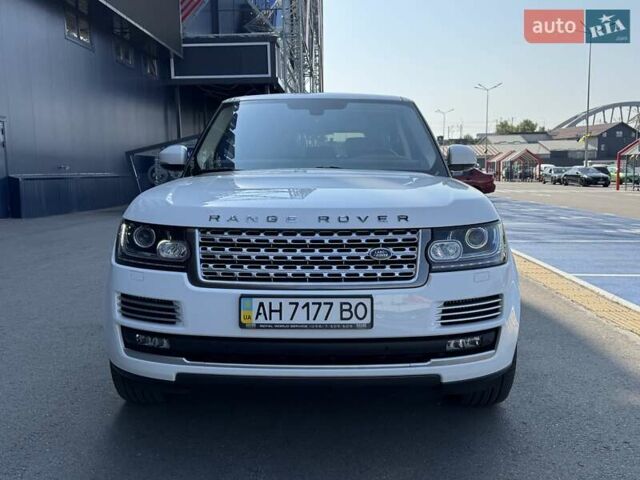Білий Ленд Ровер Рендж Ровер, об'ємом двигуна 4.37 л та пробігом 58 тис. км за 55000 $, фото 15 на Automoto.ua