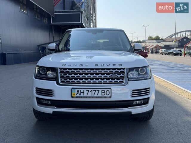 Білий Ленд Ровер Рендж Ровер, об'ємом двигуна 4.37 л та пробігом 58 тис. км за 55000 $, фото 15 на Automoto.ua