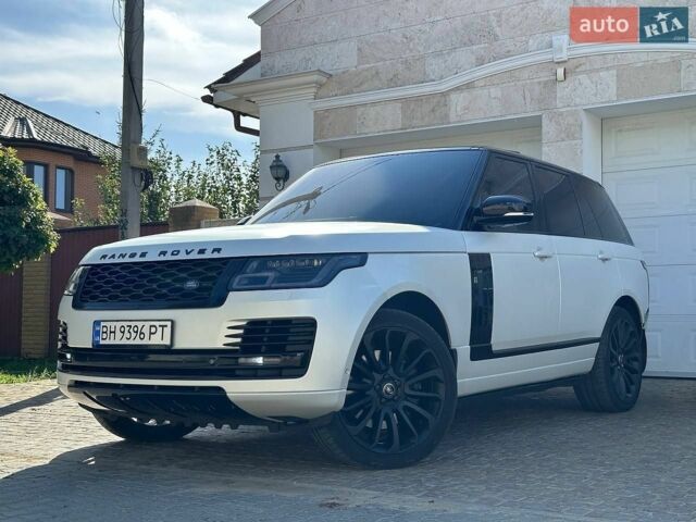 Білий Ленд Ровер Рендж Ровер, об'ємом двигуна 5 л та пробігом 254 тис. км за 31000 $, фото 7 на Automoto.ua