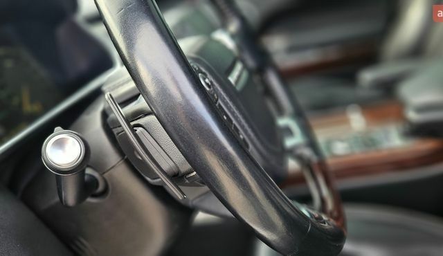 Белый Ленд Ровер Рендж Ровер, объемом двигателя 5 л и пробегом 198 тыс. км за 28500 $, фото 49 на Automoto.ua