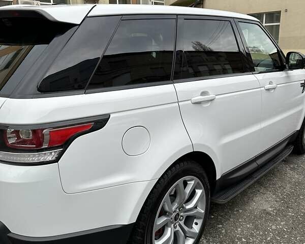 Белый Ленд Ровер Рендж Ровер, объемом двигателя 5 л и пробегом 121 тыс. км за 34500 $, фото 9 на Automoto.ua