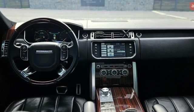 Белый Ленд Ровер Рендж Ровер, объемом двигателя 5 л и пробегом 198 тыс. км за 28500 $, фото 55 на Automoto.ua