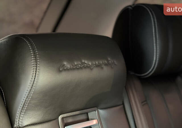 Білий Ленд Ровер Рендж Ровер, об'ємом двигуна 5 л та пробігом 142 тис. км за 28500 $, фото 16 на Automoto.ua