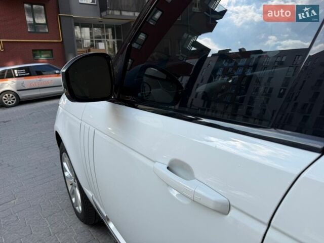 Белый Ленд Ровер Рендж Ровер, объемом двигателя 3 л и пробегом 201 тыс. км за 24400 $, фото 8 на Automoto.ua