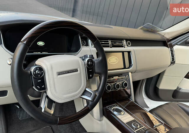 Белый Ленд Ровер Рендж Ровер, объемом двигателя 5 л и пробегом 142 тыс. км за 33000 $, фото 18 на Automoto.ua
